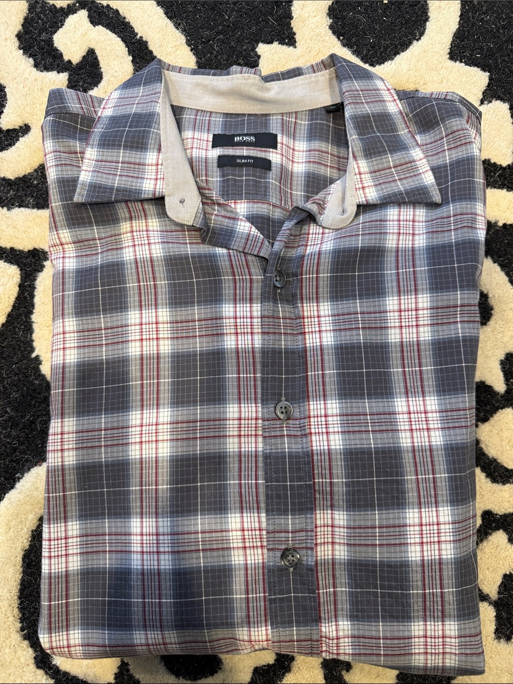 BOSS Men's Plaid Button-Down Shirt in Gray, White & Red . Slim Fit XL